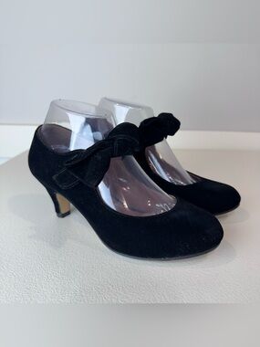 Liuruijia Black Faux Velvet Bow Witchy Goth Gothwhimsy Heels Size 6.5